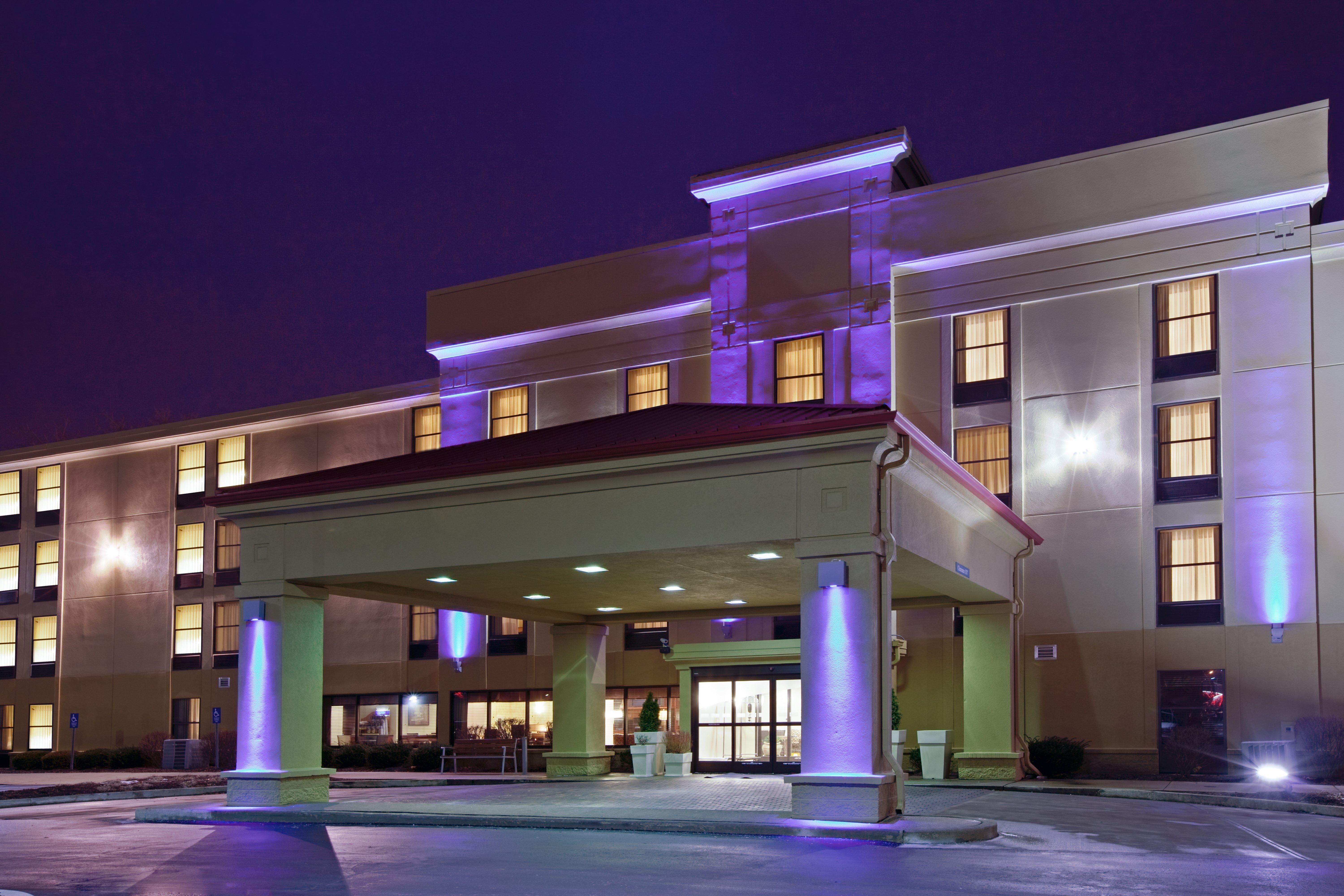 Holiday Inn Express Indianapolis South By Ihg Bagian luar foto