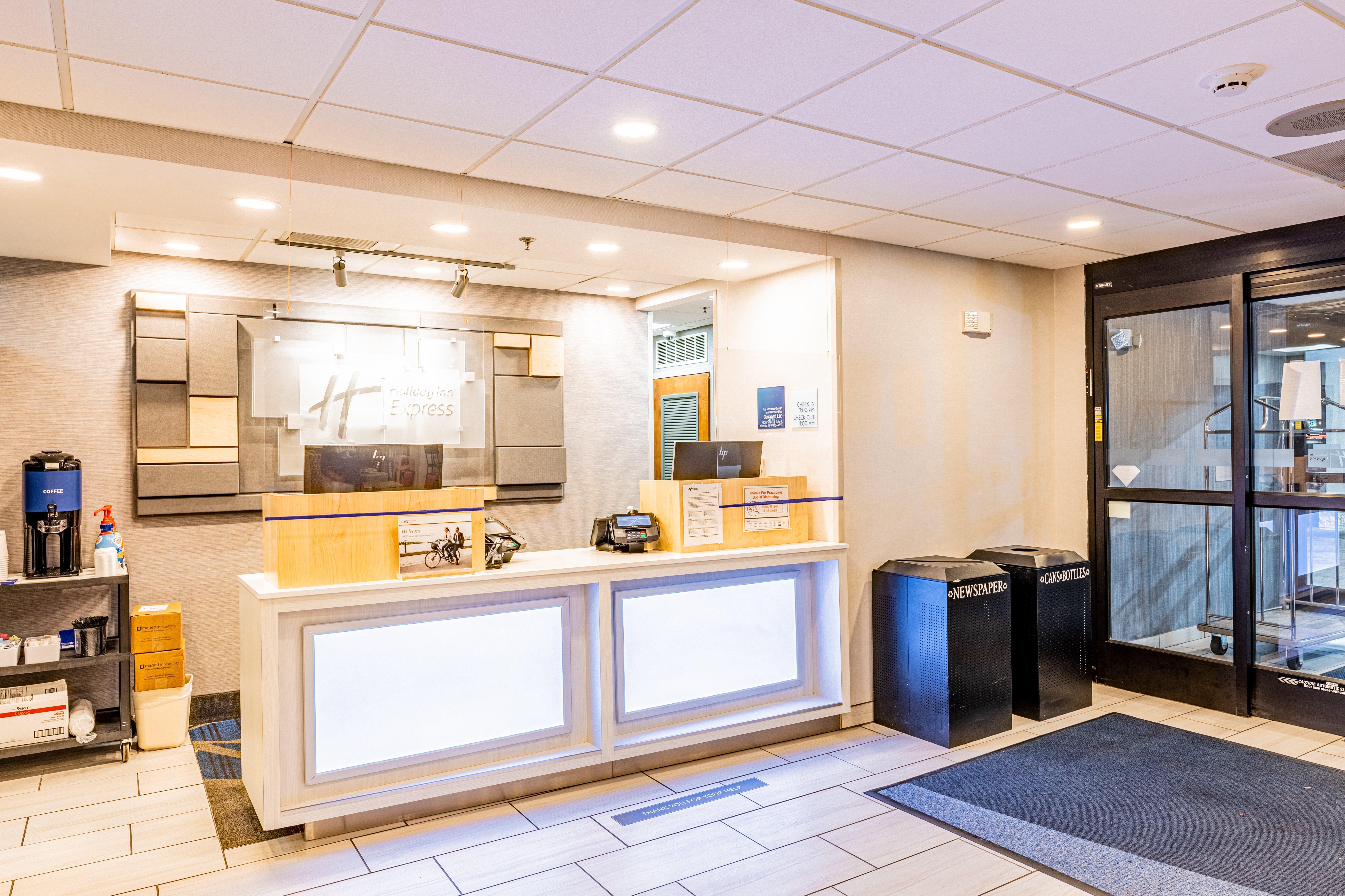 Holiday Inn Express Indianapolis South By Ihg Bagian luar foto