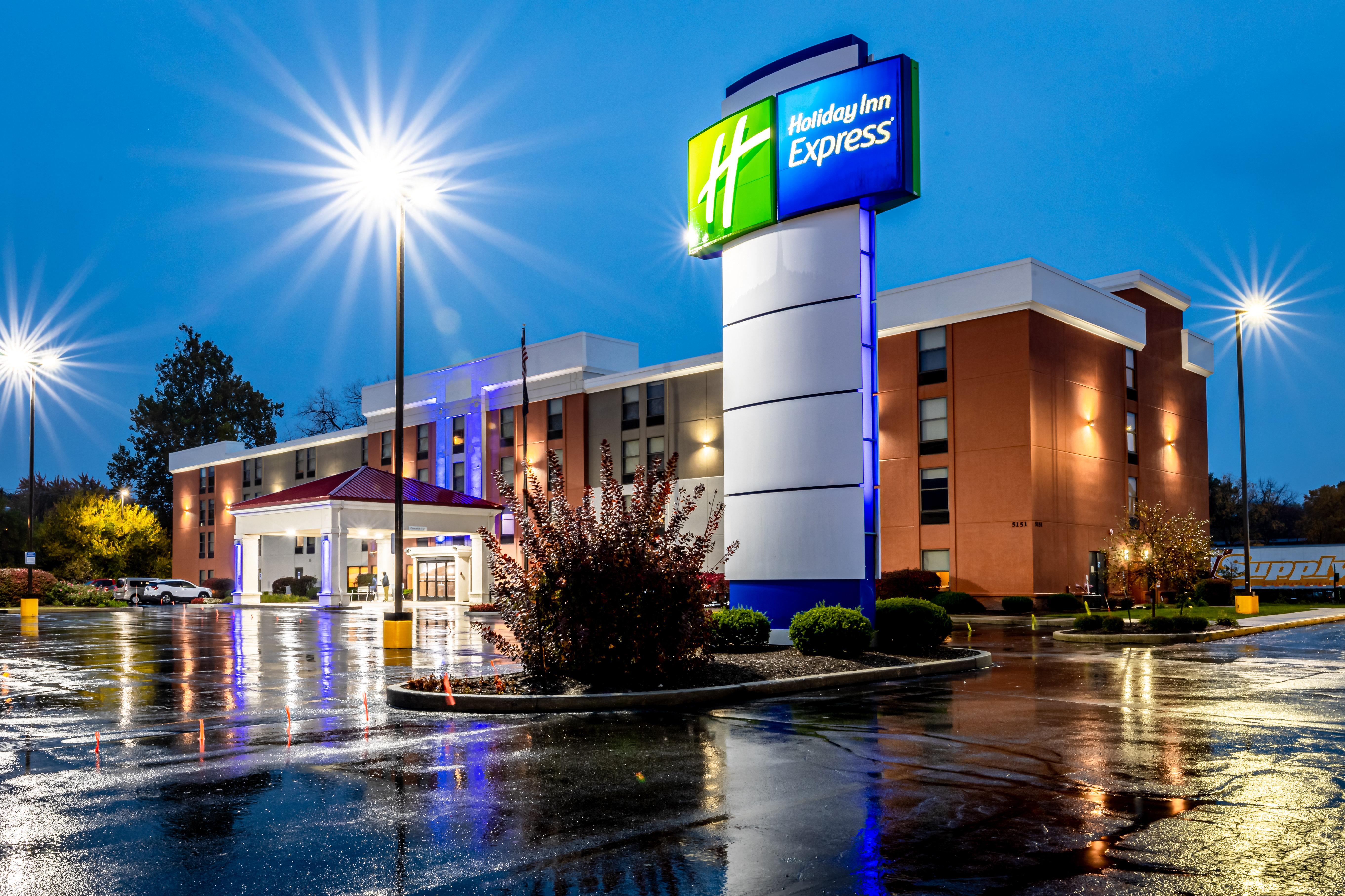 Holiday Inn Express Indianapolis South By Ihg Bagian luar foto