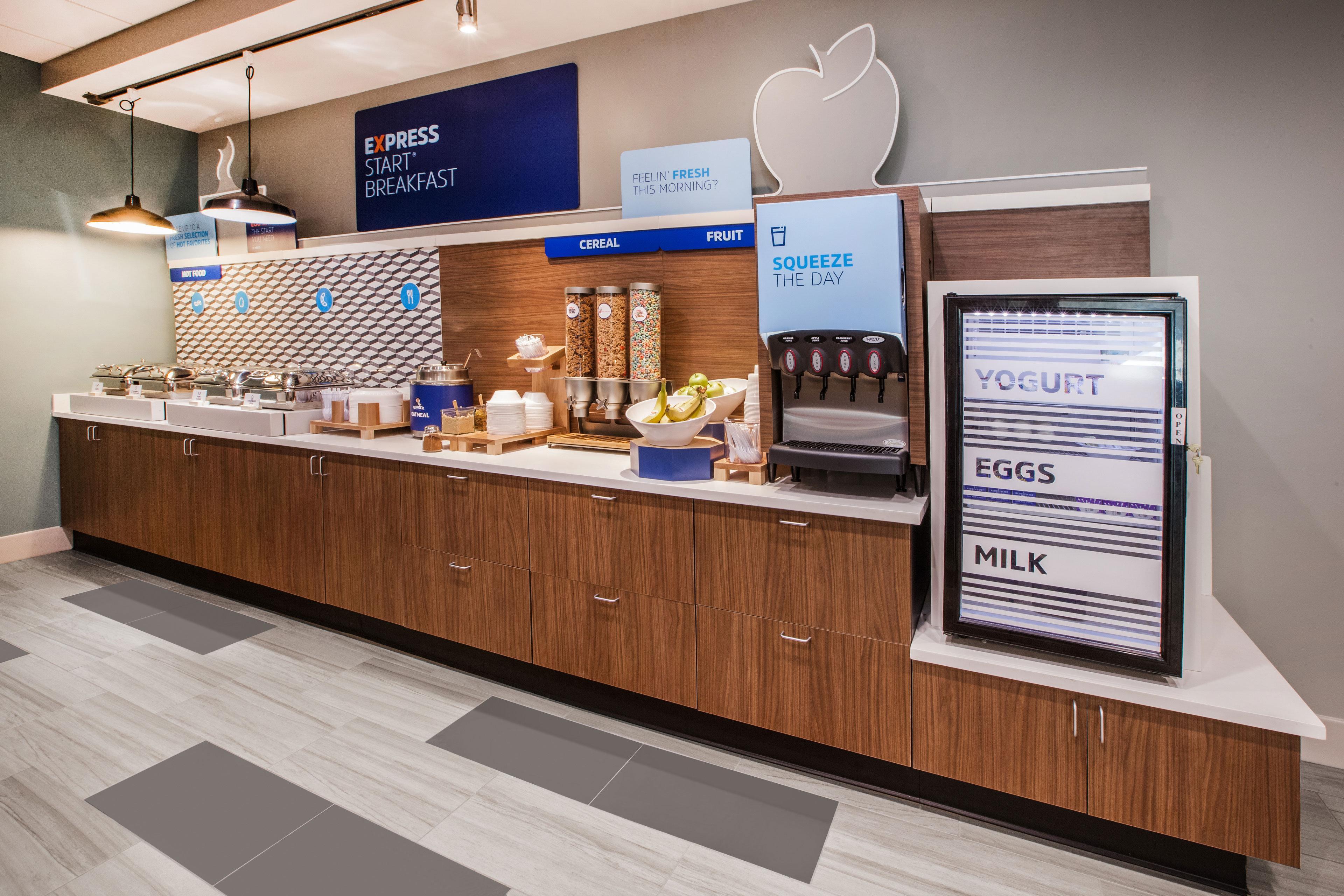 Holiday Inn Express Indianapolis South By Ihg Bagian luar foto